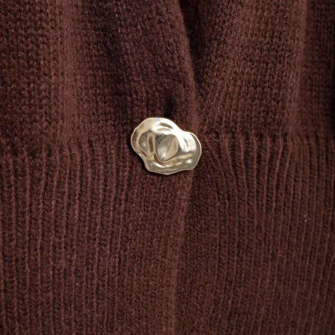Femme Cozy Strikcardigan med dekorativ knap Stilla