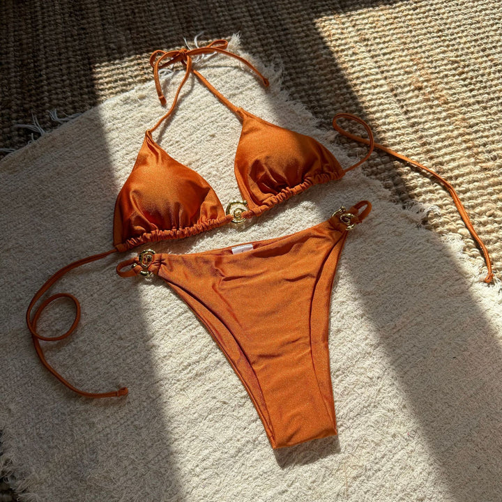 Dame Bikini-sæt med glamorøs guld-detalje og justerbare stropper Stilla