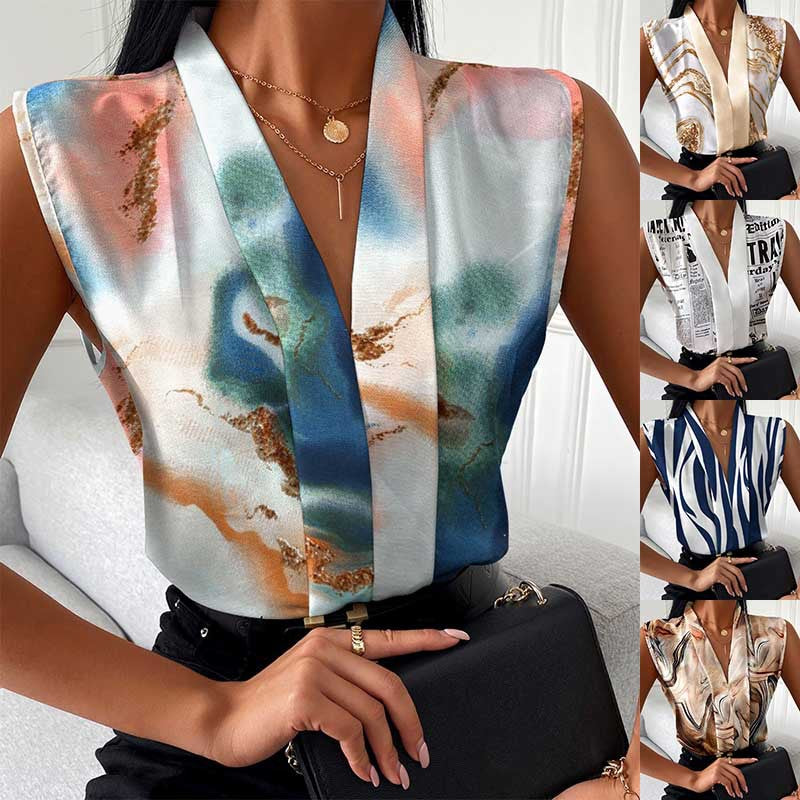 Damer elegant bluse med moderne marmor mønster og V-hals Stilla