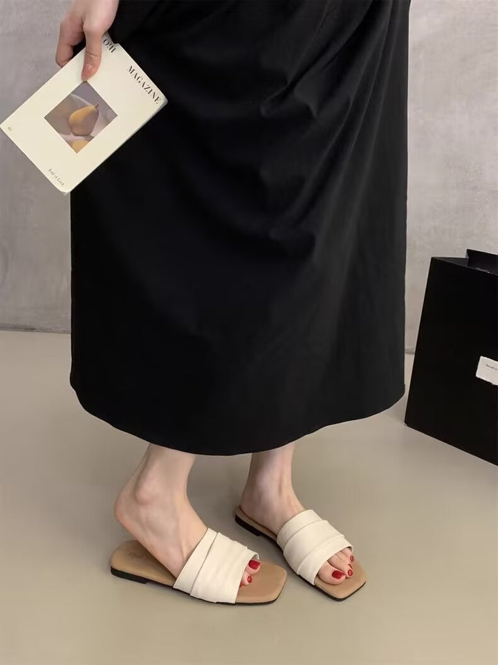 Femme Slide Sandaler med struktureret rem Stilla