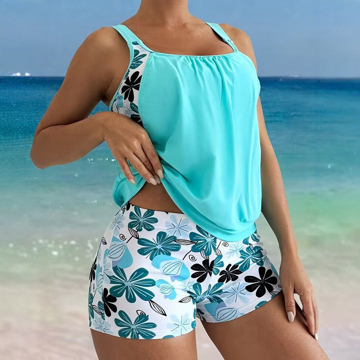 Dame sport tankini med fashionabelt blomstrende snit og komfortable shorts Stilla