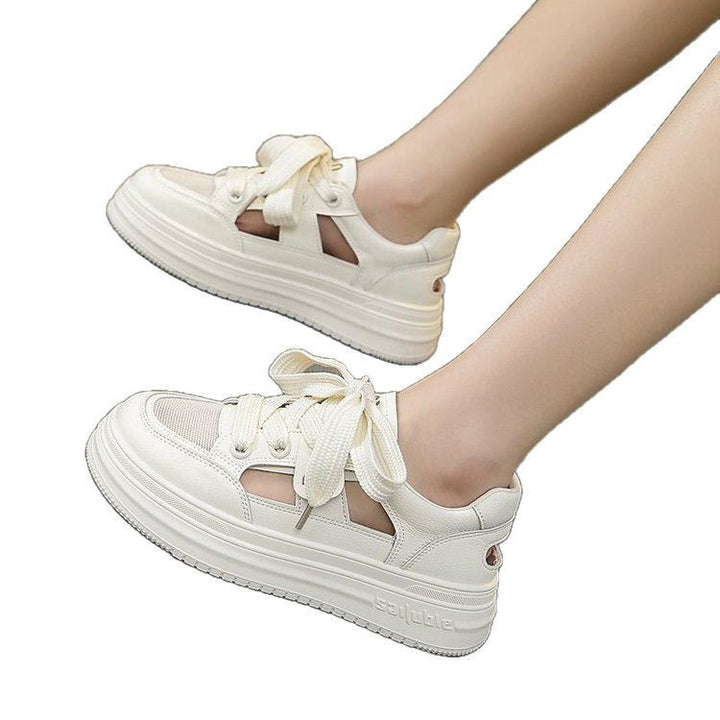 Dame Plateau Sneakers med åndbar mesh-overflade og elegante designelementer Stilla