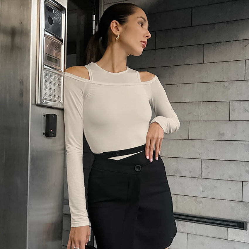 Dame langærmet top med off-shoulder design og trendy snit Stilla