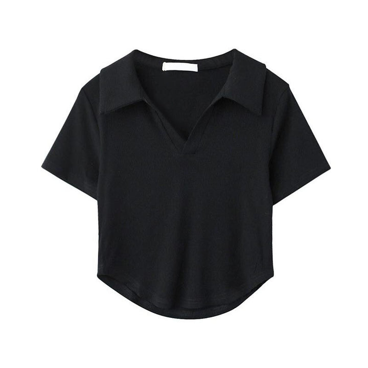 Dame polo-shirt med korte ærmer i den elegante V-udskæring Stilla