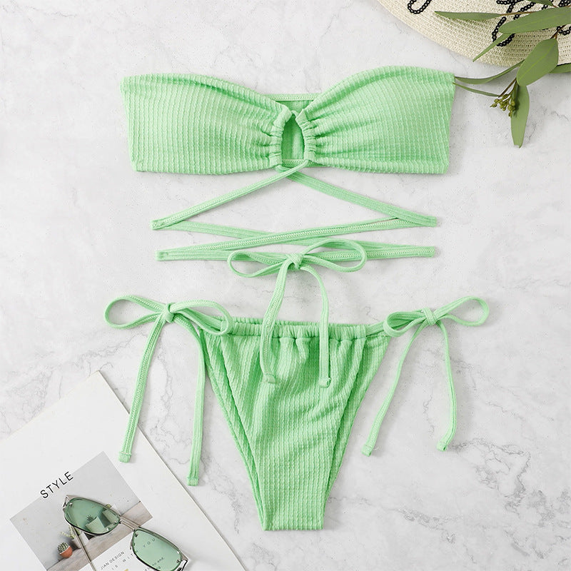 Dame Bandeau-bikini med stilfuld ring og justerbare bindebånd Stilla