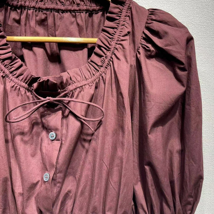 Dame kortærmet bluse med elastisk kant og romantiske puffærmer Stilla