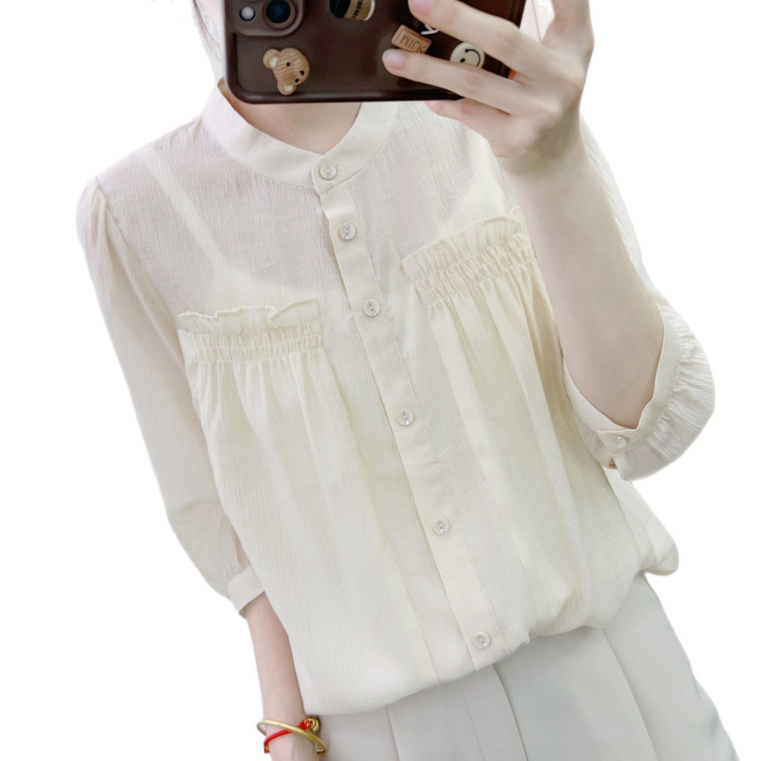 Damebluse med elegante blonder detaljer og praktiske lommer Stilla