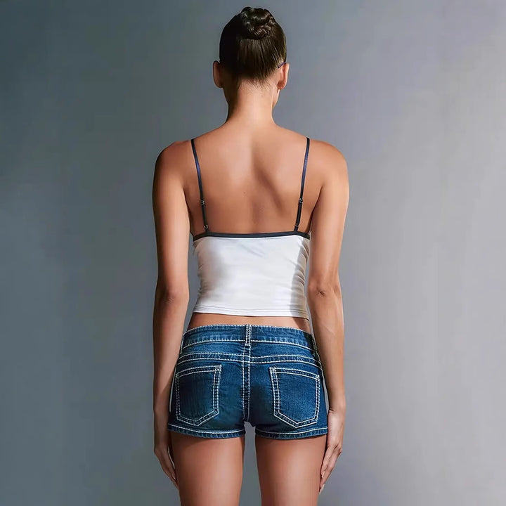 Dame Crop-Top med dyb V-udskæring og justerbare stropper Skovae