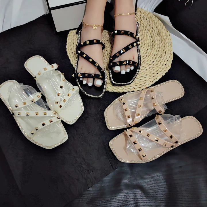 Dame Stilfulde badeslipper med glimmerpynt og gyldne nitter Stilla