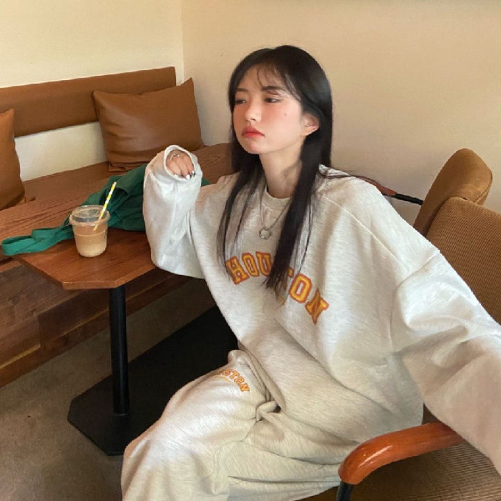 Kvinders komfortable oversized sweatshirt-buks kombination Skovae