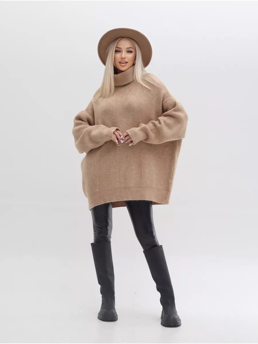 Dame hyggelig oversized sweater med høj krave og konisk skæring Stilla