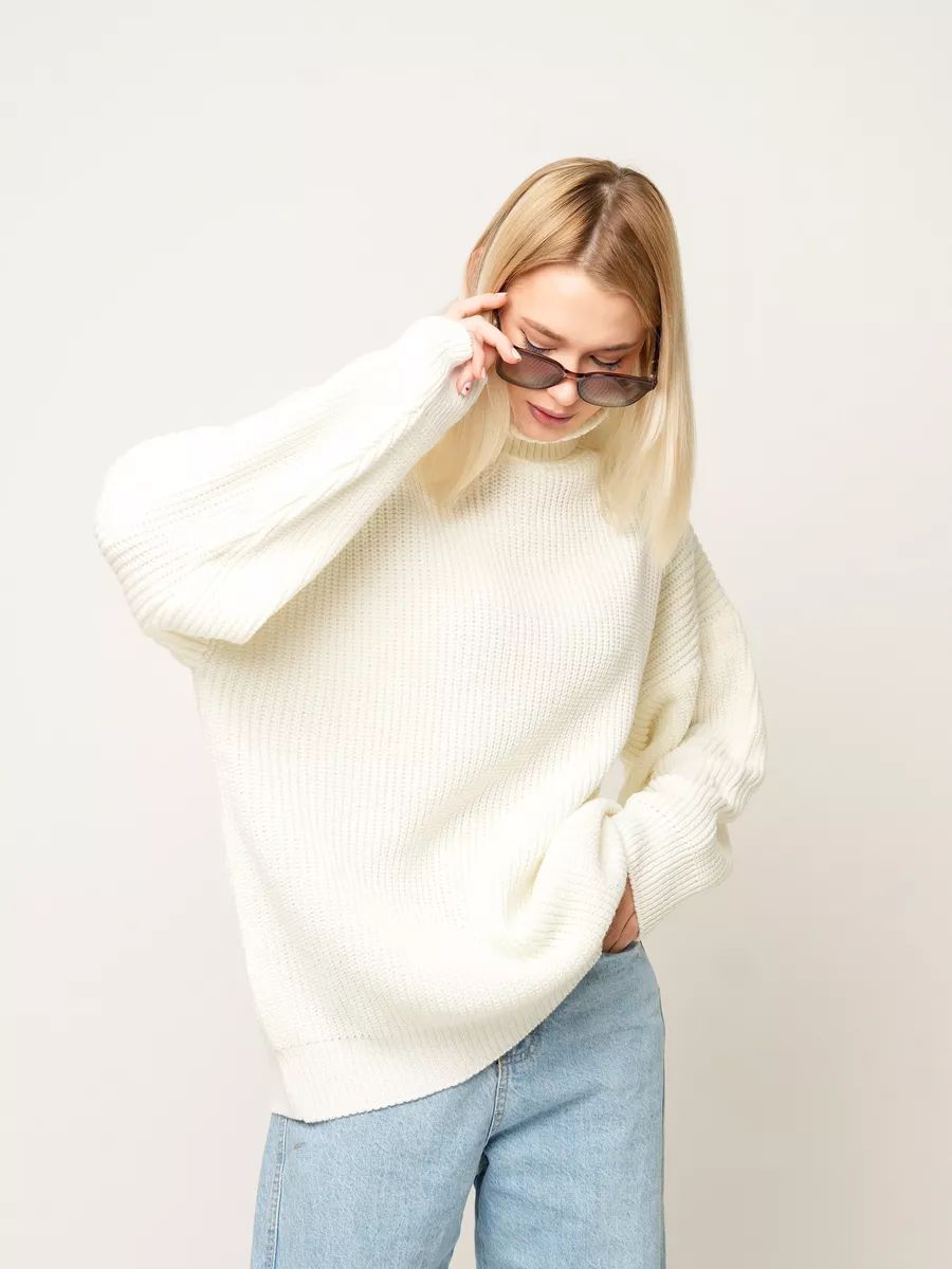 Dame hyggelig strikpullover med løs pasform og moderne design Stilla