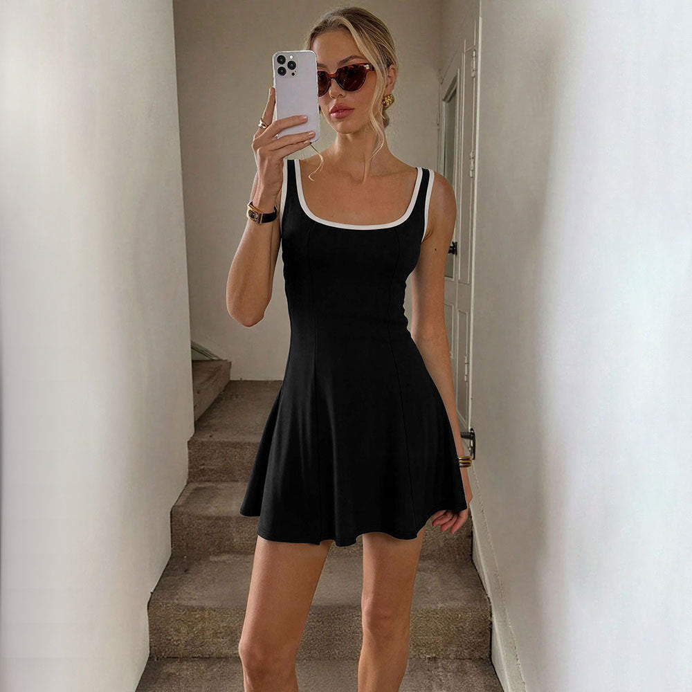 Damer sporty sommerkjole med en figurvenlig silhuet og komfortabel pasform Stilla