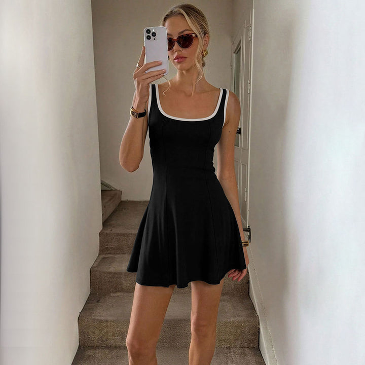 Damer sporty sommerkjole med en figurvenlig silhuet og komfortabel pasform Stilla
