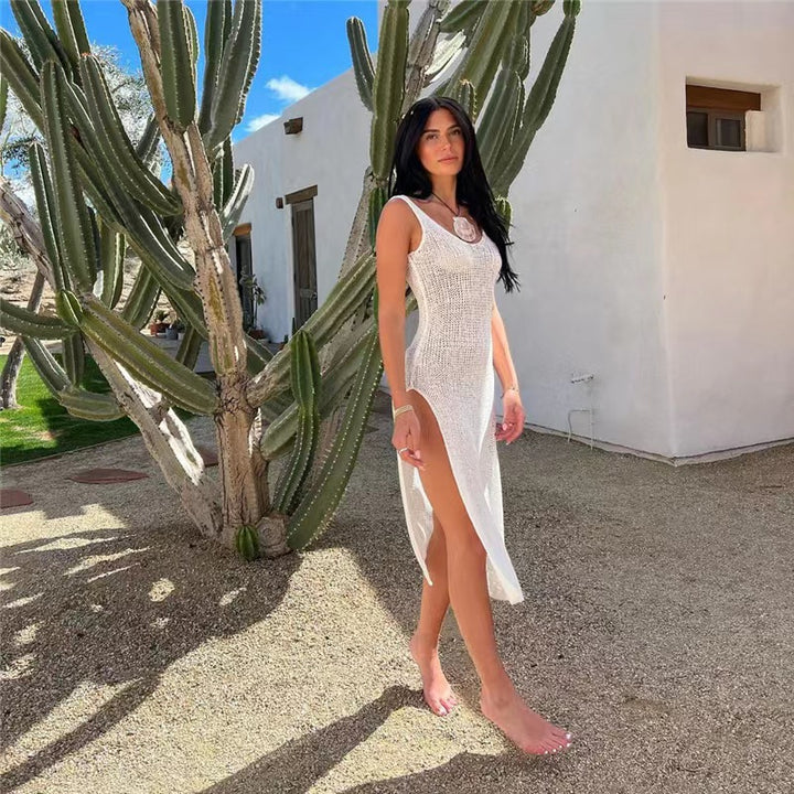 Damehæklede strandkjole med elegant design og høje sidelæg Stilla