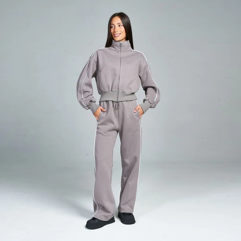 Kvinders sporty fritidssuit med høj krave Skovae