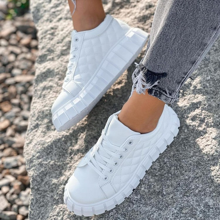 Dame modische Plateau-Sneaker med struktureret overmateriale og skridsikker sål Stilla