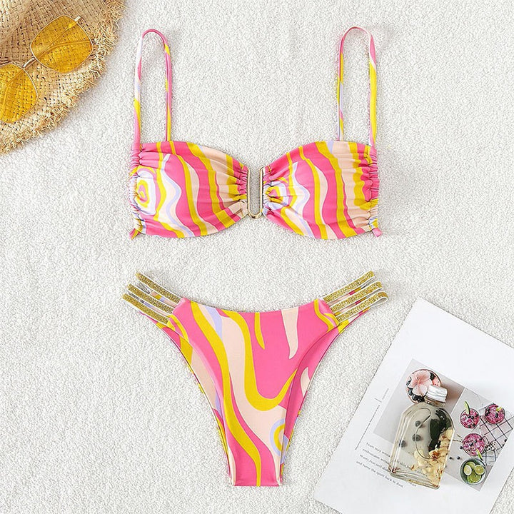 Dame Triangel-Bikini med elegant ruffle-detalje og glitrende stropper Skovae