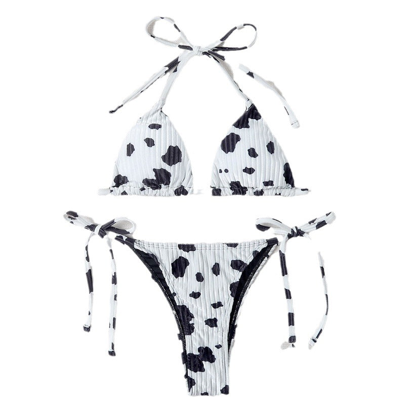 Dame trekant bikini med unikt prikkemønster og delikat rynkning Stilla