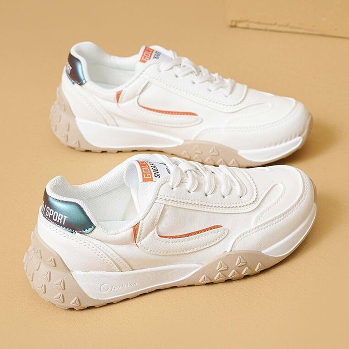Dame sporty sneakers i elegant retro-stil med stabil sål Stilla