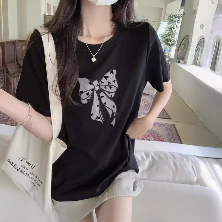 Femme Legende Sløjfe Grafik T-Shirt Stilla