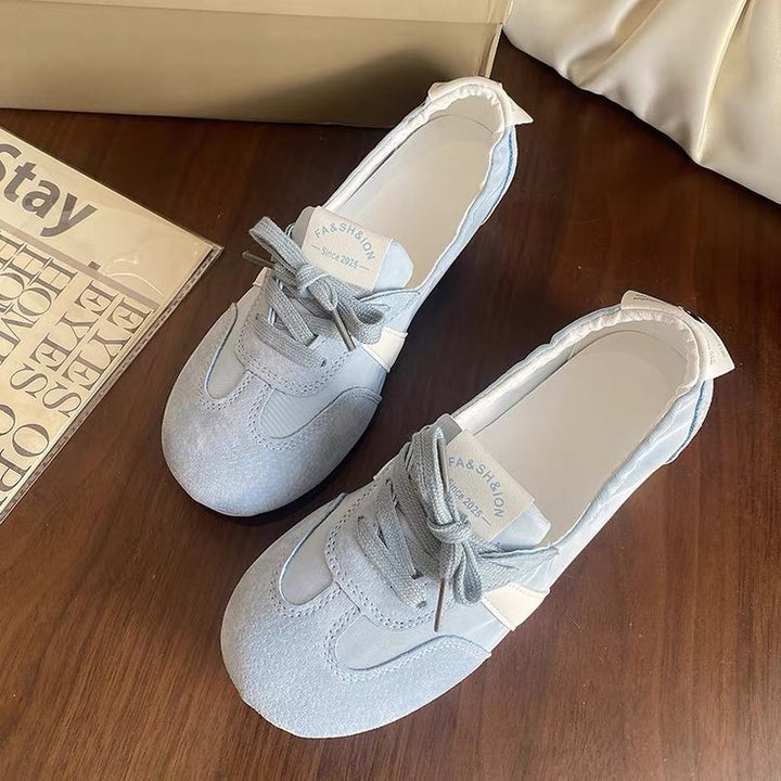 Dame sportliches sneakers med åndbart overmateriale og fleksibel sålrand Stilla