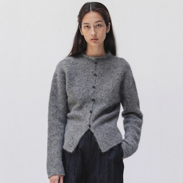 Dame elegant og varm strikket cardigan med knaplukning Stilla