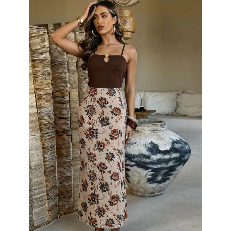 Damen Maxi-Kleid mit modischem Blumenmuster und schmalen Spaghettiträgern Skovae
