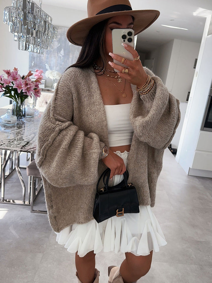 Dame cardigan med oversized snit og voluminøse ærmer Stilla