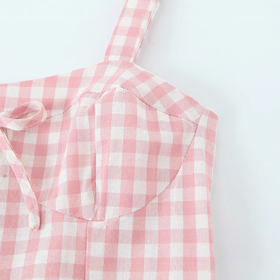 Femme Gingham Midi Kjole med Knude Front og Volang Kant Stilla