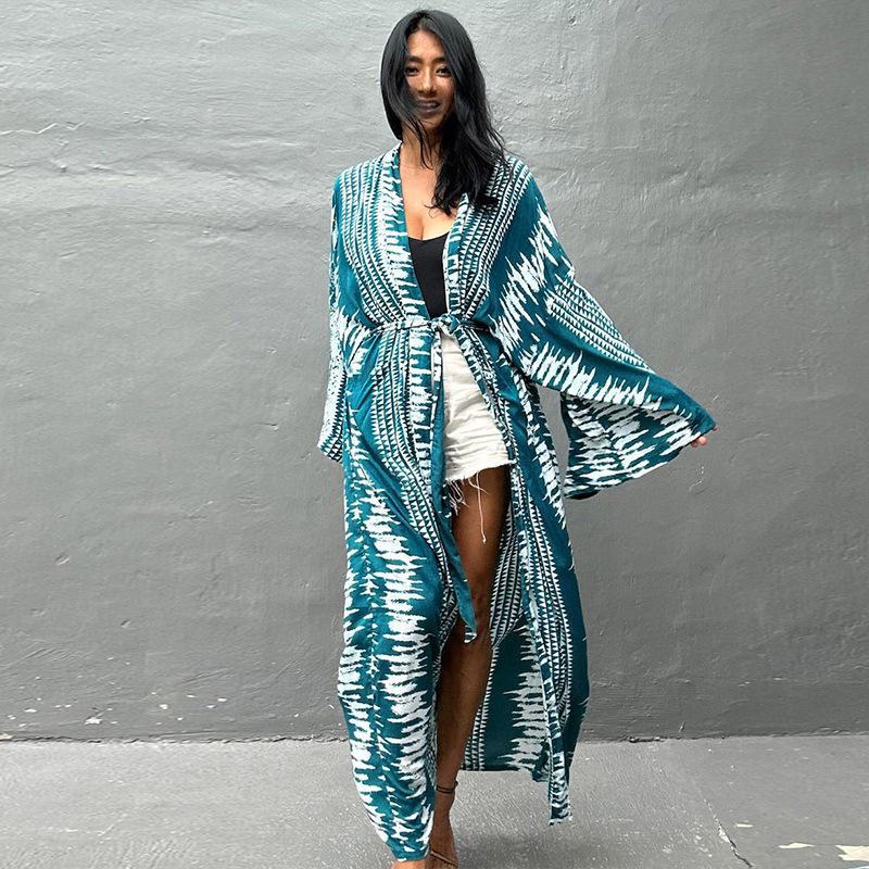 Dames Strand-Kimono med kunstnerisk Ikat-mønster og side-slids Stilla