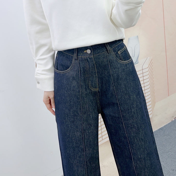 Dame Løse Højtaljede Jeans med karakteristisk snit og afbalancerede detaljer Stilla