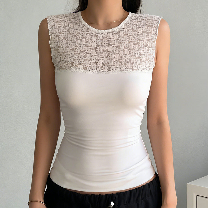 Dame top med elegant spidsbort Skovae