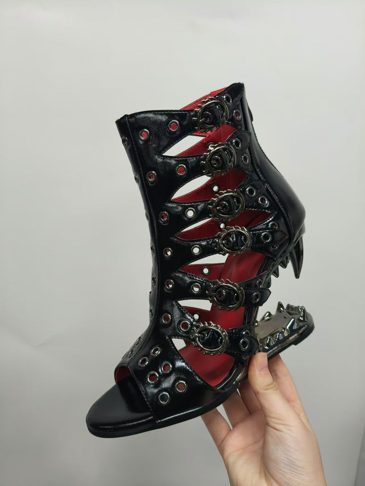Femme Edgy Åben Tå Stiletto Sandaler med dekorative Nitter Stilla