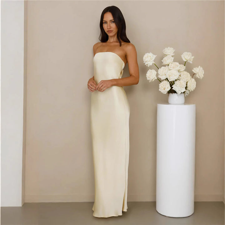 Dame elegante maxi kjoler med bare skuldre lavet af satinstof
