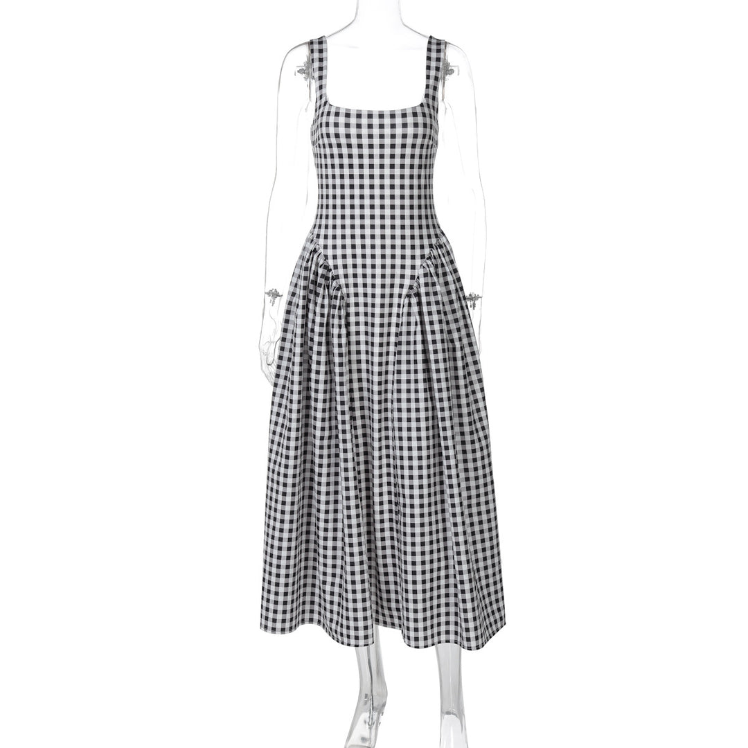 Dame sommerligt maxikjole med ternet design og sidelange draperingselementer Skovae