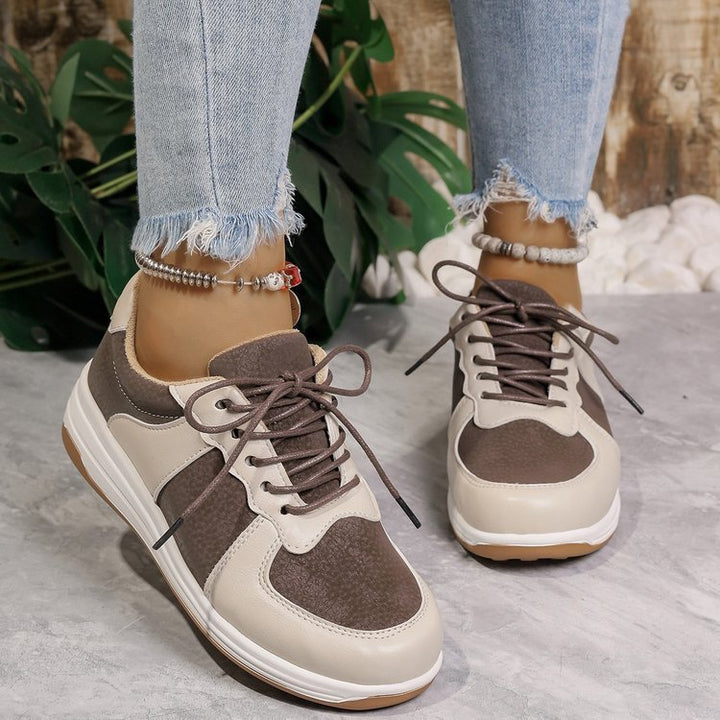 Dame Sporty Komfort-Sneakers med åndbart overmateriale og dæmpende sål Stilla