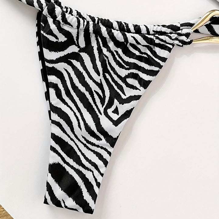 Dame Bandeau-bikini-sæt med trendy zebra-print og elegante accenter Stilla