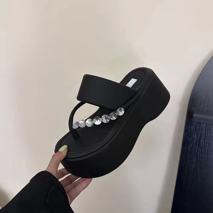 Dame plateau flip-flops med glitrende remdesign og komfortabelt fodseng Stilla