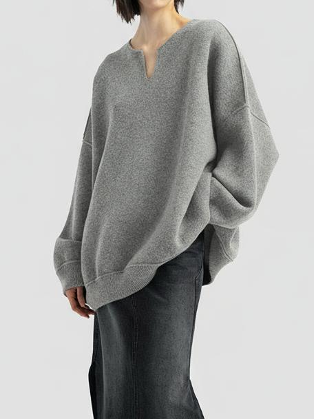 Kvinders oversized strikket sweater med V-hals drue