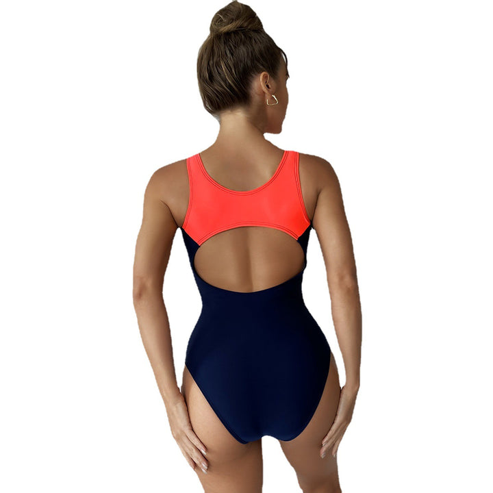 Damer Sporty Én-delt Badedragt med ergonomisk snit og moderne design Stilla