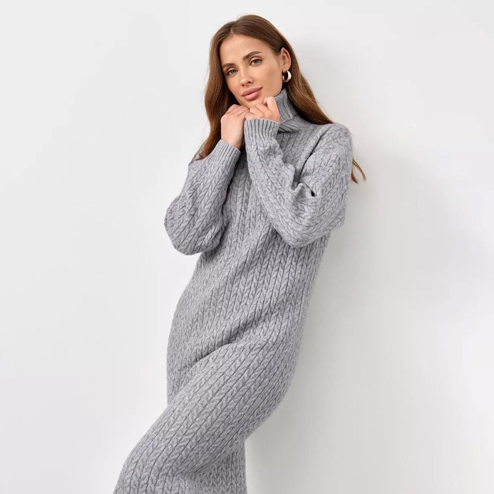 Kvinders chunky strikket turtleneck sweater med moderne kabelmønster og afslappet pasform Stilla