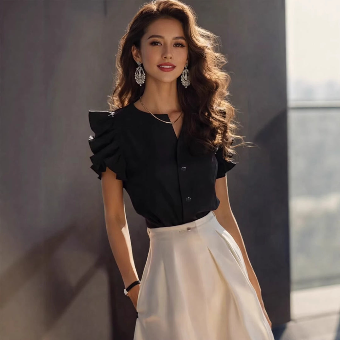 Dame Elegant Bluse med flæsedetaljer i simpelt design Skovae