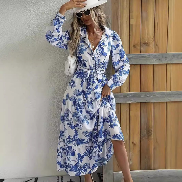 Dame skjorteblusekjole med floral design Stilla