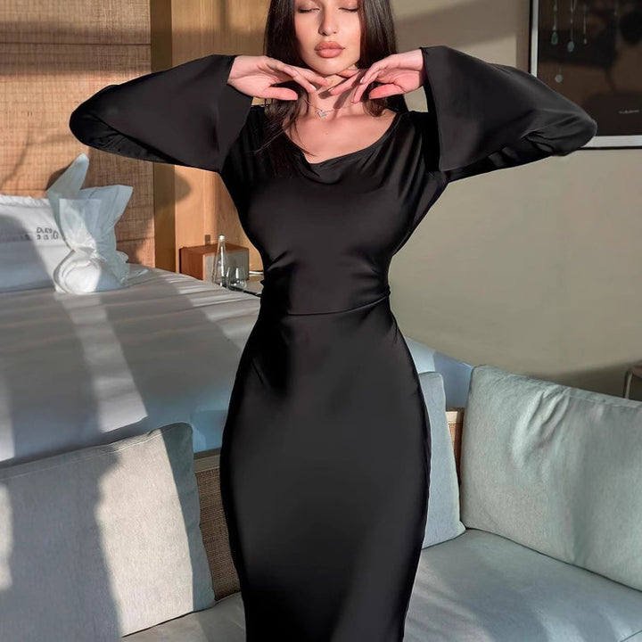 Dame elegant langærmet satin maxi kjole med brede ærmer Stilla