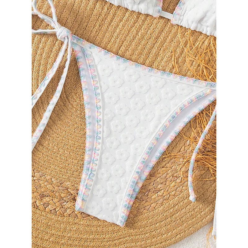 Dame Triangel-Bikini med fine blomsterdetaljer Skovae