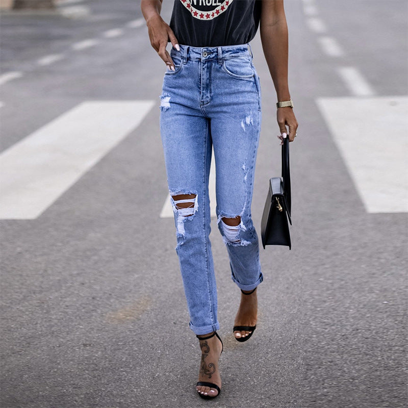 Dame Ripped High-Waist Jeans i casual Boyfriend-stil med Destruction-detaljer Stilla