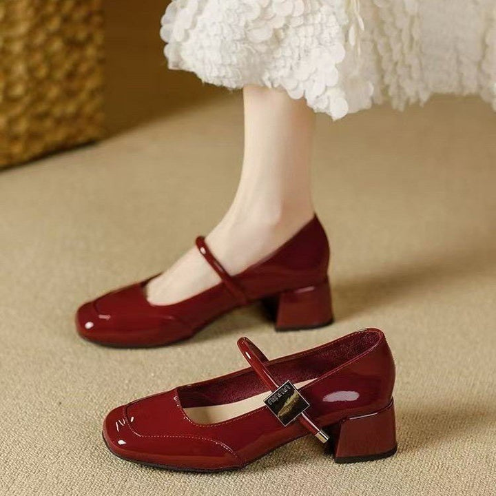 Dame elegante blokkærpump med modedesign spænde-detalje Stilla