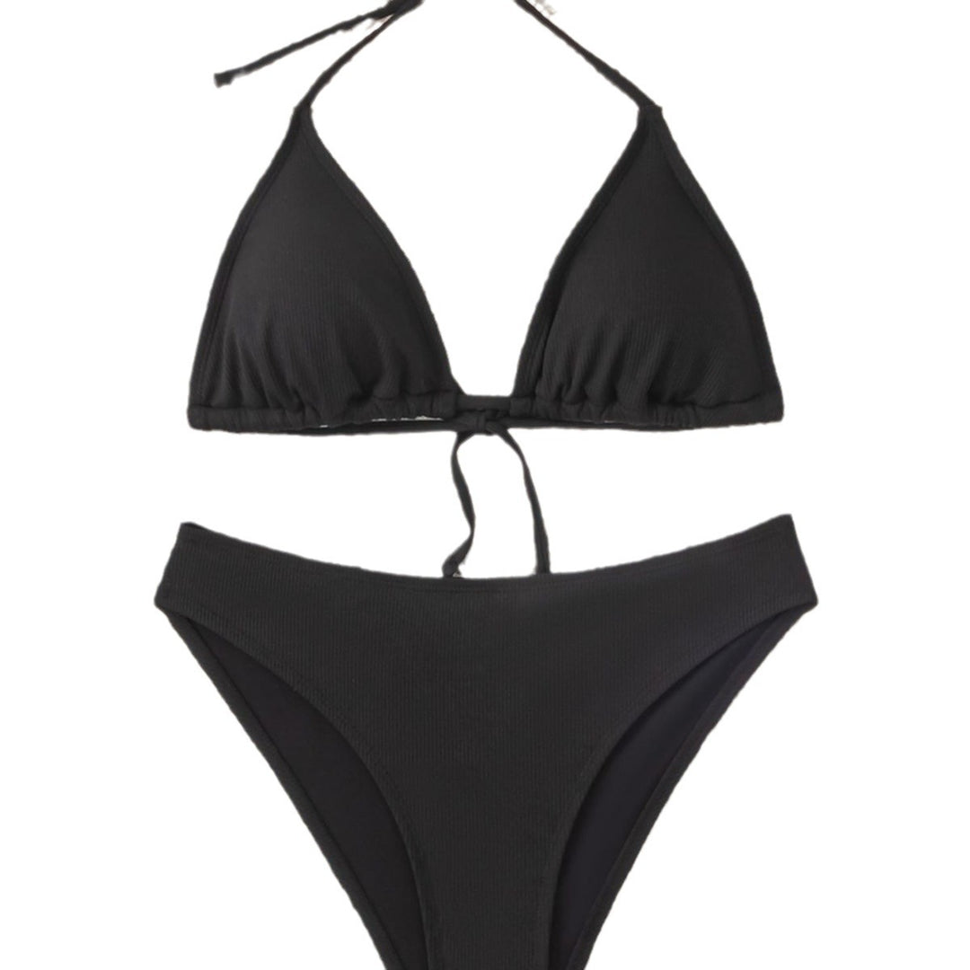 Dame triangel-bikini med elegant snit og justerbare stropper skovae