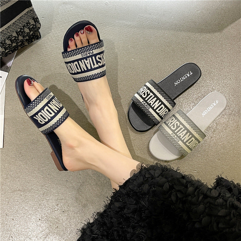 Dame Komfortable Slide-Sandaler med bredt Rem og skridsikker Såler Stilla